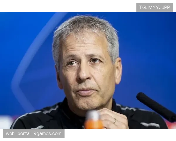 官方:尼斯主帅法夫尔赛季末合同到期后将不再续约 官方:尼斯主帅法夫尔赛季末合同到期后将不再续约